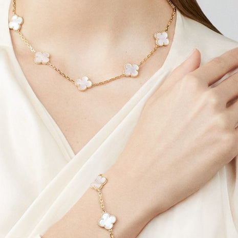 Colier Van Luxy White