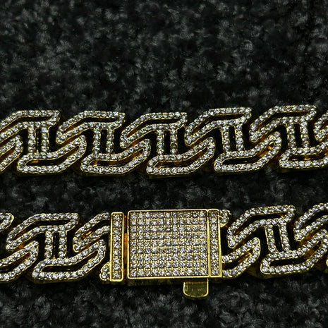 Colier Valuxy G Class Auriu