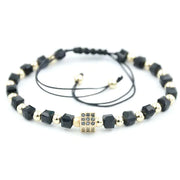 Bratara din onix si inox aurit, model zar cu margele patrate medii